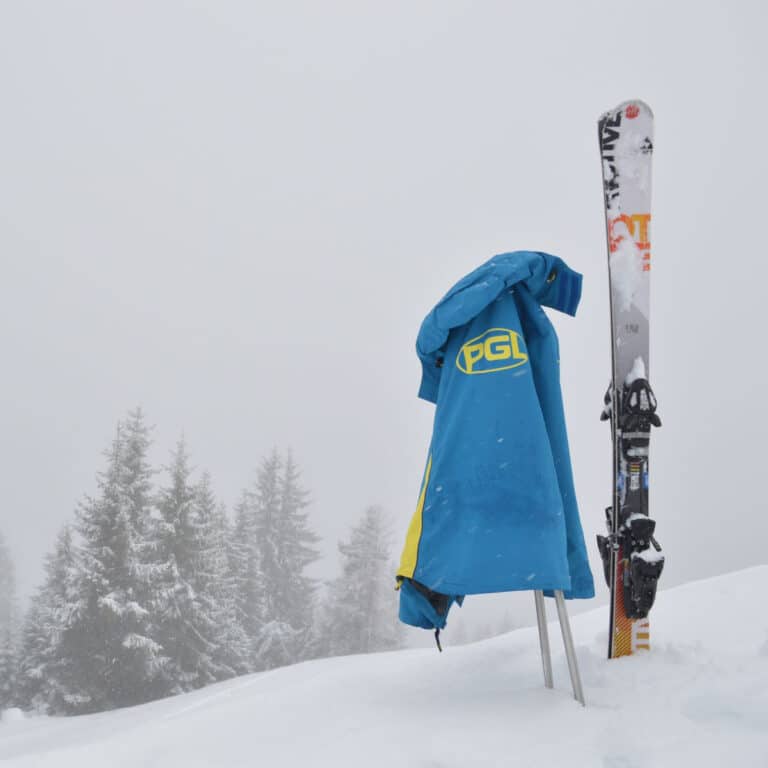 Ski & Snowboarding
