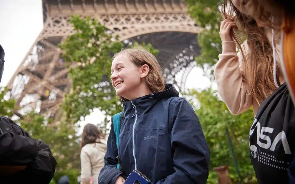 Kids outside the Eiffel Tower