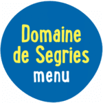 Blue circle with yellow and white text that reads, "Domaine de Segries menu.